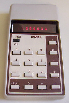 1976 Cornflakes Novus 850 Calculator