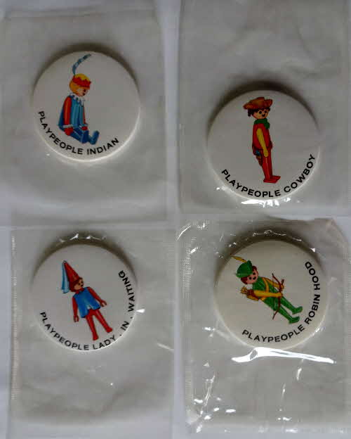 1979 Puffa Puffa Rice Playpeople Stick on Badges (2)