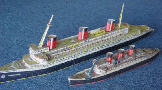 1930s Cornflakes Floating Model Ship -queen Mary & Normandie (betr)