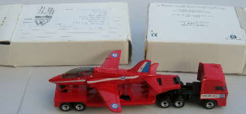 1991 Frosties Model Red Arrow & Transporter1