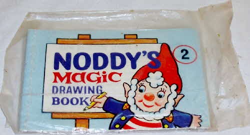 1964 Ricicles Magic Drawing Book Noddy (1)