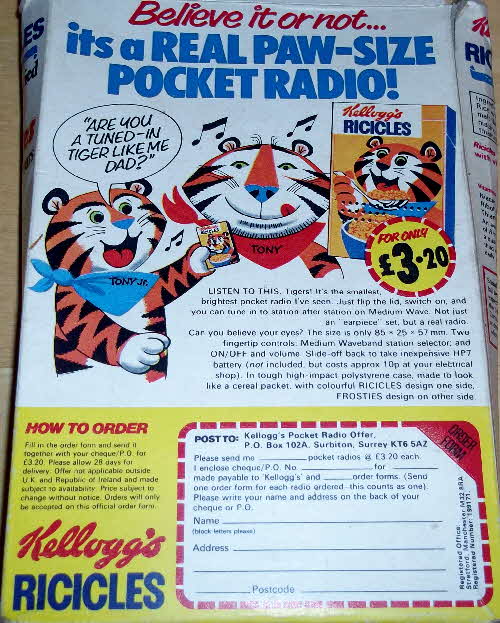 1977 Ricicles Pocket Radio (2)