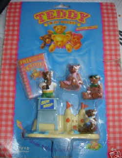 1996 Coco Pops Teddy in my Pocket teddy beach pack