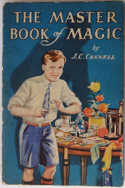 1935 Quaker Oats Master Book of Magic